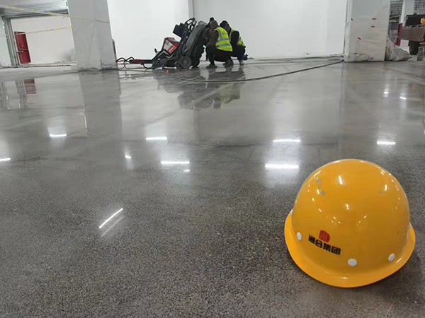 密封固化劑地坪.png