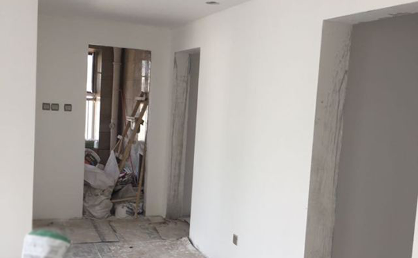 內墻乳膠漆一公斤能刷多少平方?